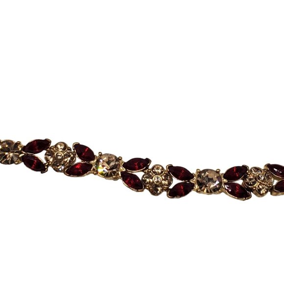 Vintage MONET Bracelet 7 1/2" Red Clear Crystals Gold Tone Metal Link Signed - Picture 9 of 11